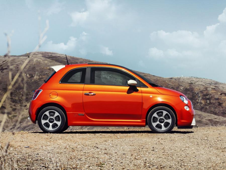  Fiat 500e 2013 года  (фото 56 из 141)